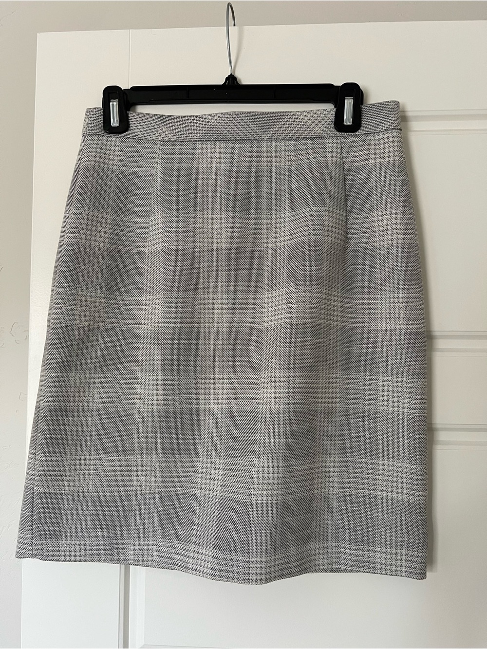 H&M Gray Plaid Women's Skirt - Classic Office Style